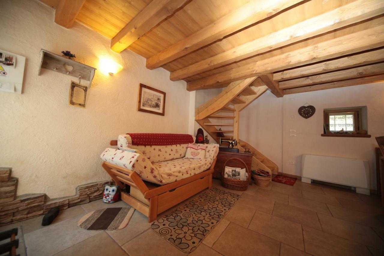 Albergo Diffuso Valcellina E Val Vajont In Casso Exteriör bild