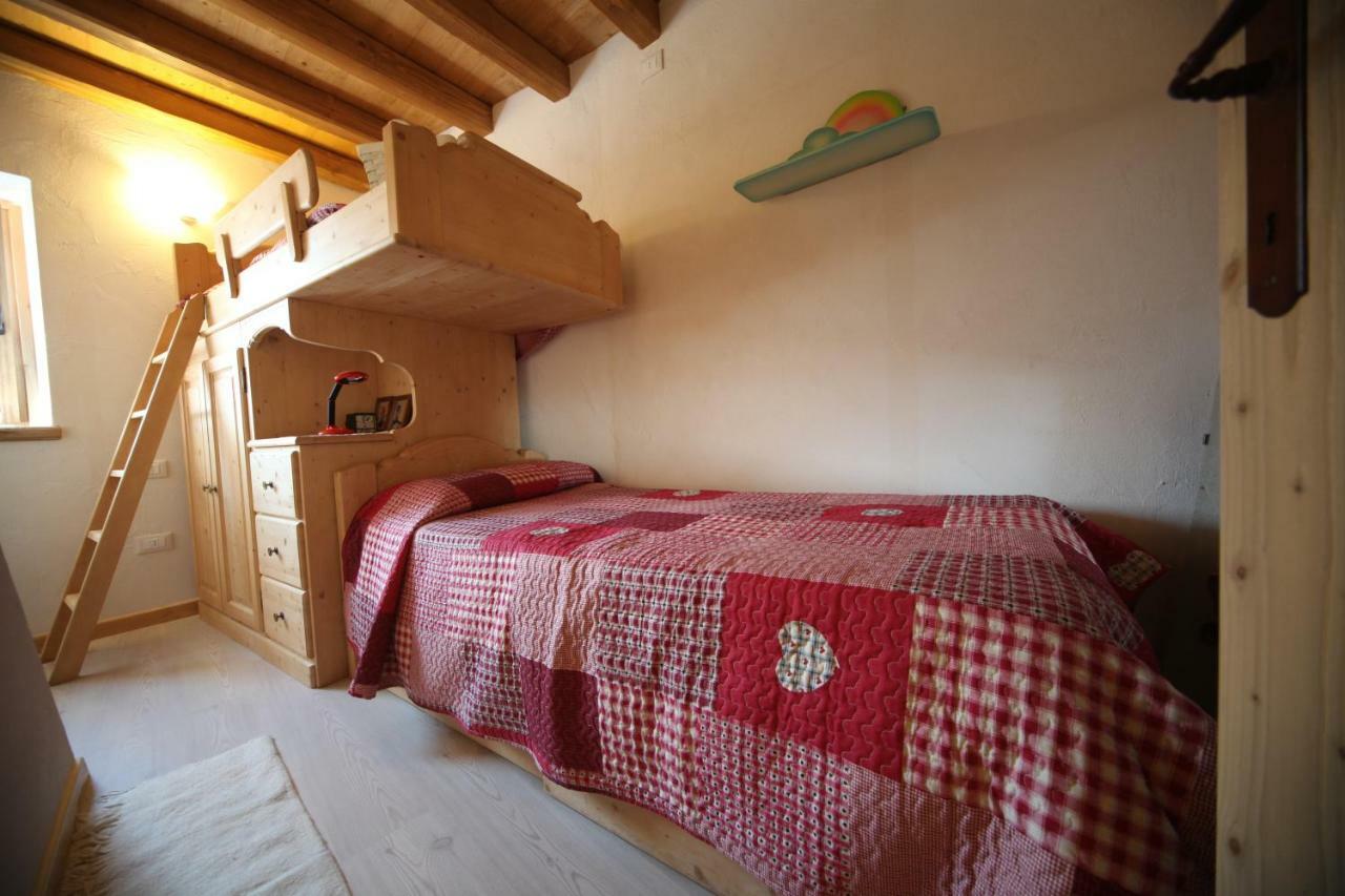 Albergo Diffuso Valcellina E Val Vajont In Casso Exteriör bild