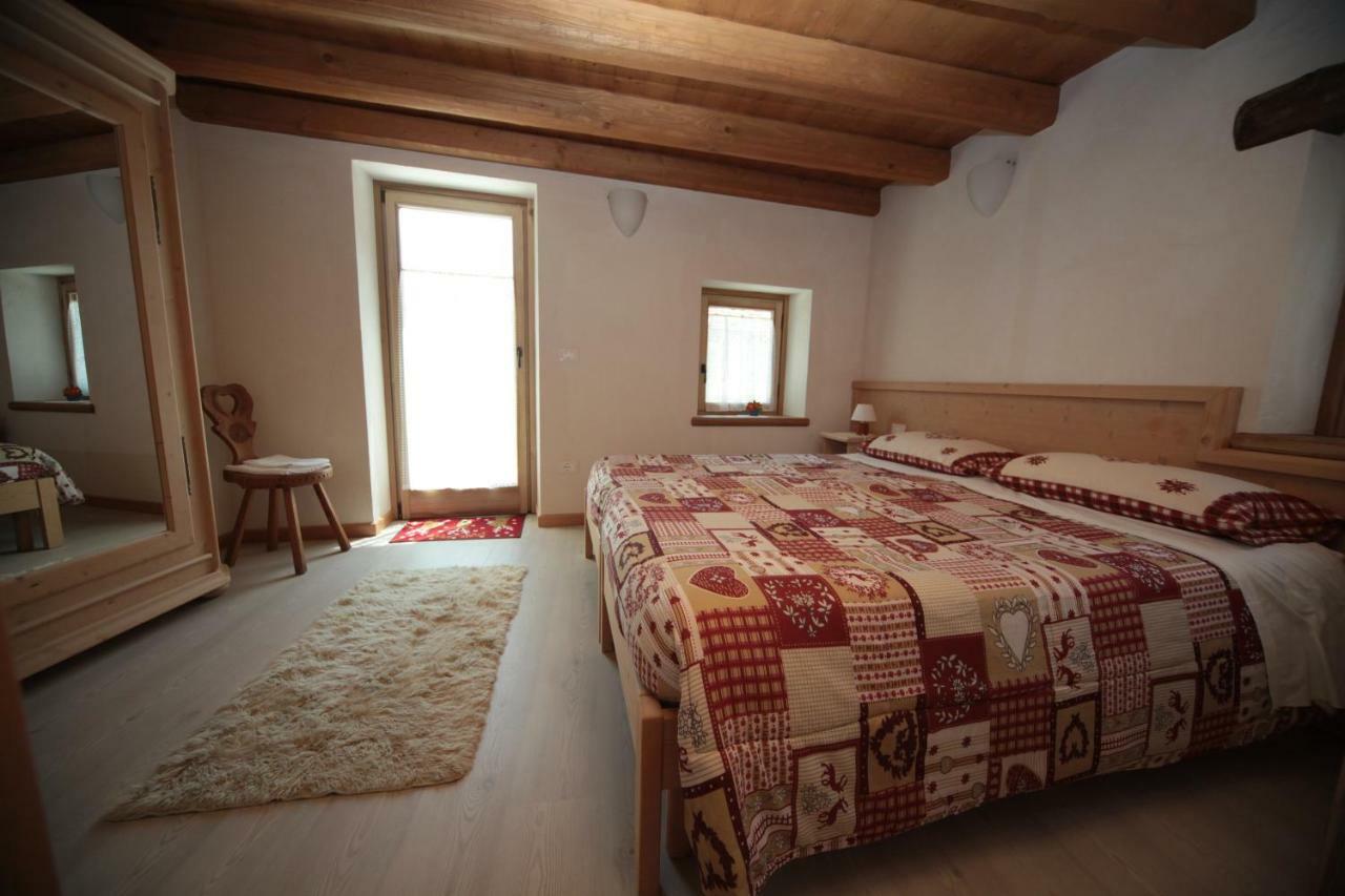Albergo Diffuso Valcellina E Val Vajont In Casso Exteriör bild