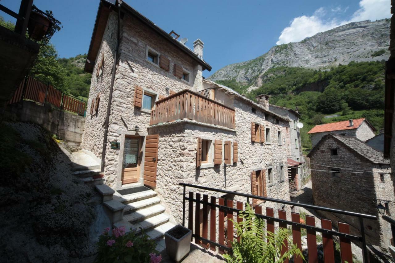 Albergo Diffuso Valcellina E Val Vajont In Casso Exteriör bild